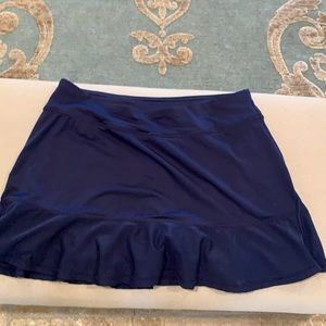 Navy tennis skirt